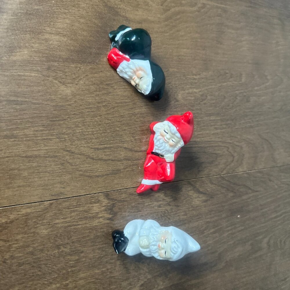 Christmas Sleeping Elves Pixies Vintage Miniature Figurine Lot Of 3 Ceramic - Picture 2 of 7